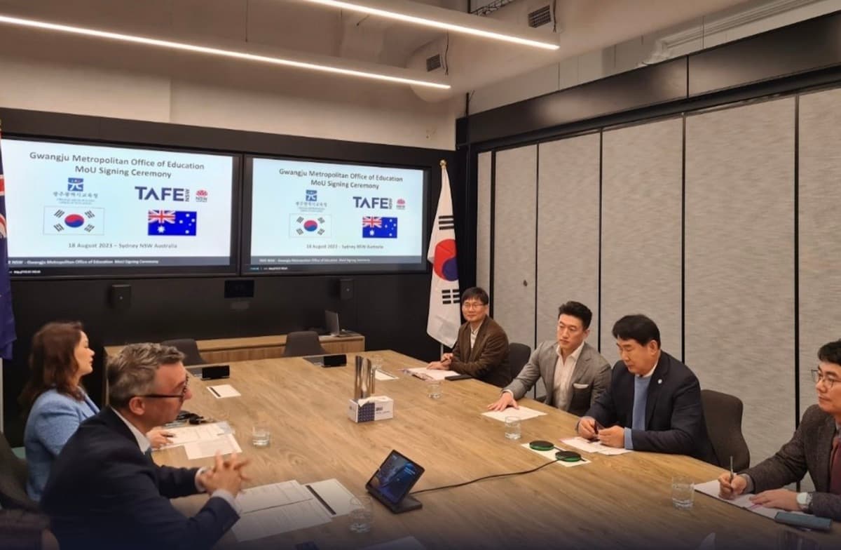 MoU signing ceremony with TAFE NSW — Gwangju Metropolitan Office of Education